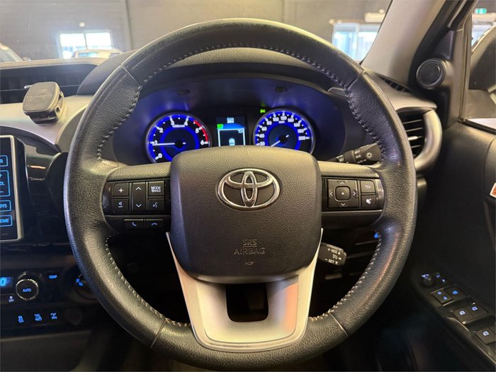 2018 Toyota Hilux SR5