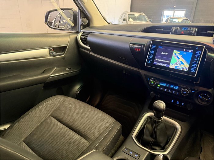 2018 Toyota Hilux SR5