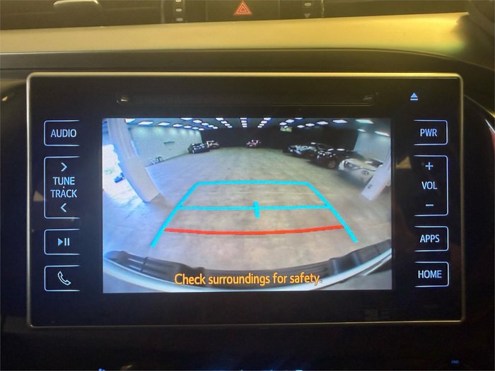 2018 Toyota Hilux SR5