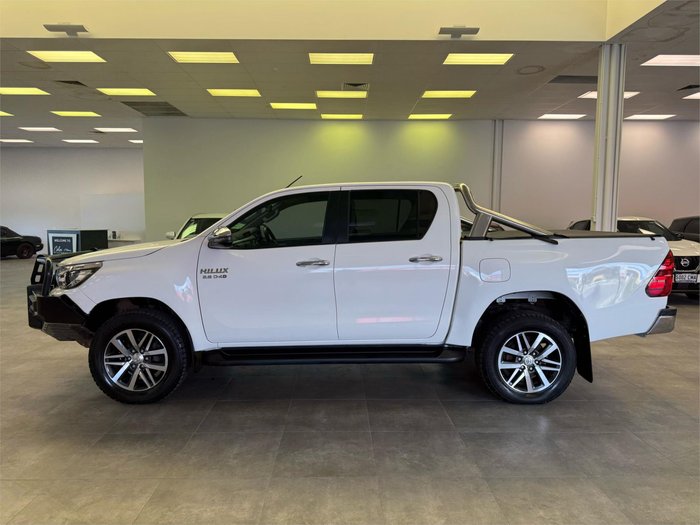 2018 Toyota Hilux SR5