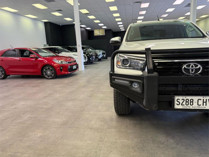 2018 Toyota Hilux SR5