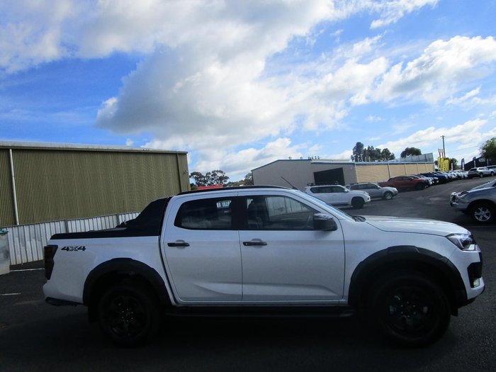 2025 Isuzu D-MAX X-TERRAIN