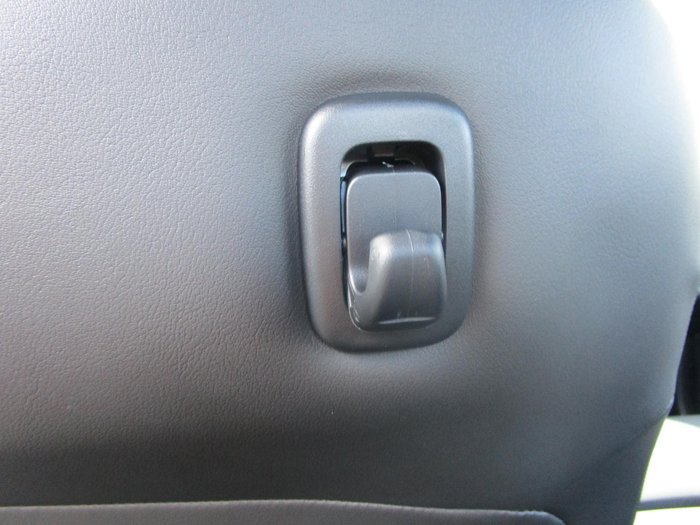 2025 Isuzu D-MAX X-TERRAIN