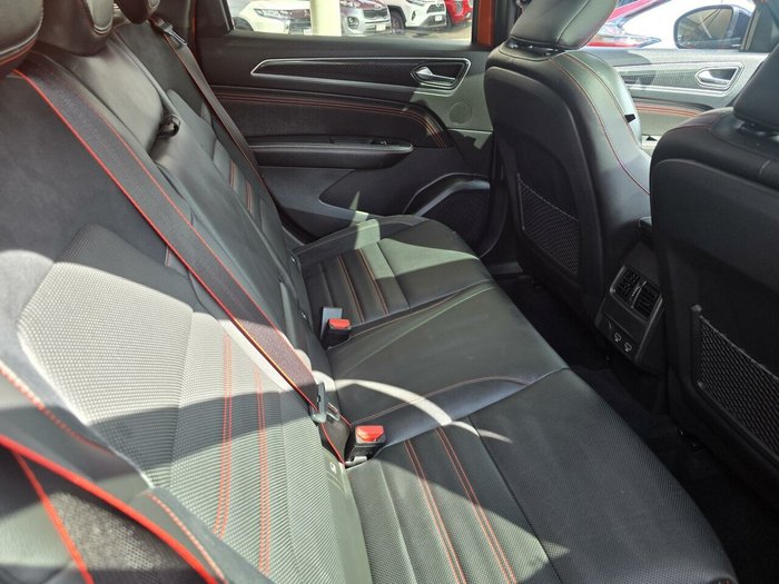 2022 Renault Arkana R.S. Line