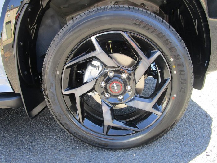 2025 Isuzu MU-X X-TERRAIN