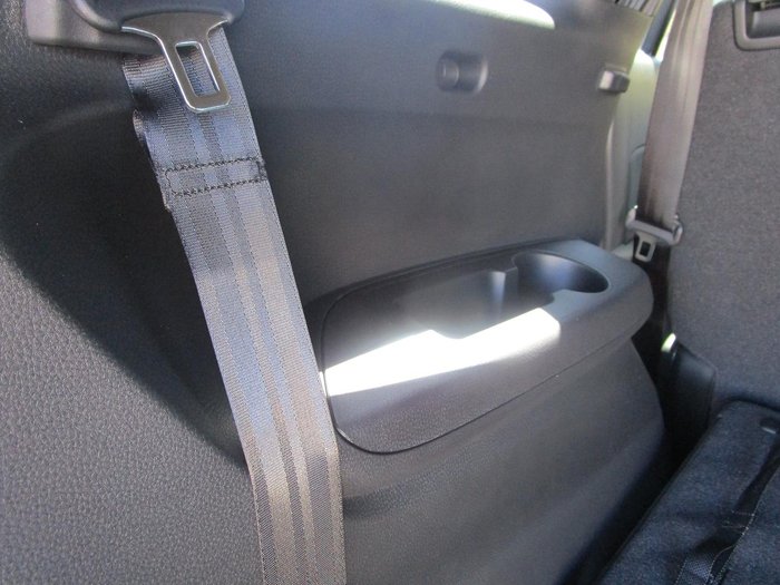 2025 Isuzu MU-X X-TERRAIN