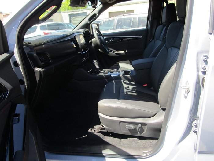 2025 Isuzu MU-X X-TERRAIN