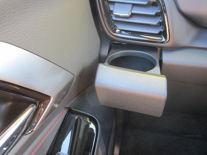 2025 Isuzu MU-X X-TERRAIN