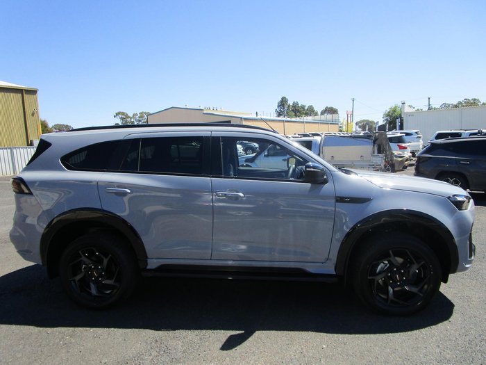 2025 Isuzu MU-X X-TERRAIN