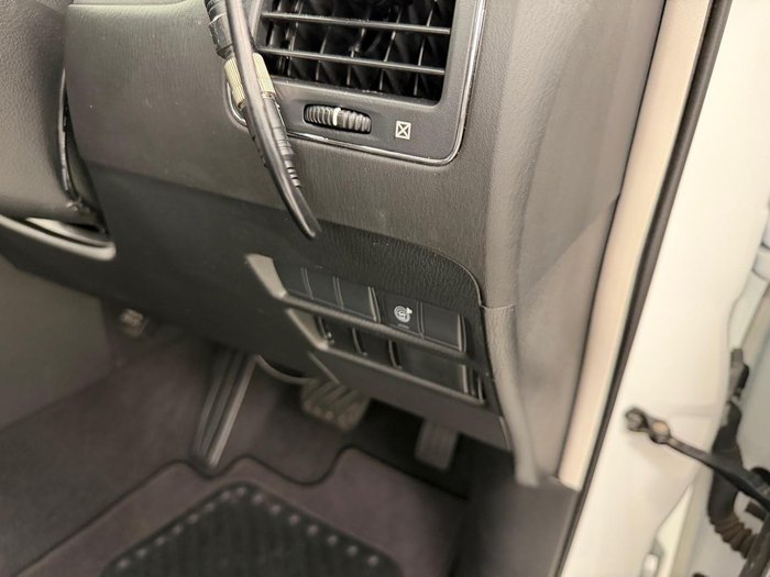 2020 Nissan Patrol Ti Y62 Series 5 MY20 4X4 Dual Range Moonstone White