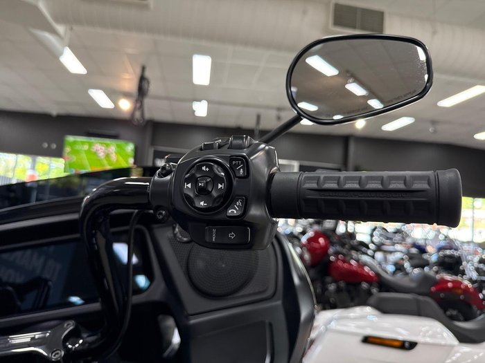 2025 Harley-Davidson Road Glide 117 (FLTRX) Touring Black