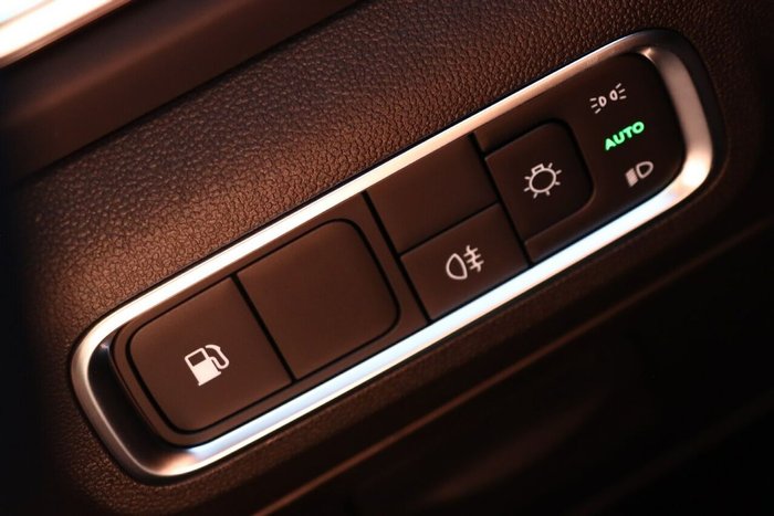 2025 Jaecoo J7 SHS Track