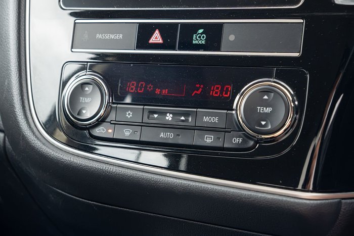 2018 Mitsubishi Outlander ES