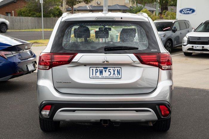 2018 Mitsubishi Outlander ES