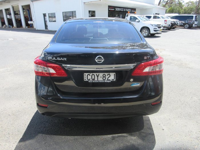 2013 Nissan Pulsar ST