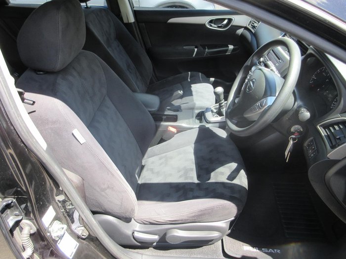 2013 Nissan Pulsar ST