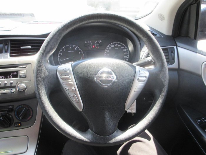 2013 Nissan Pulsar ST