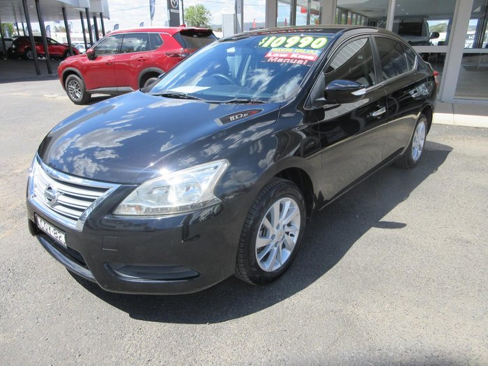 2013 Nissan Pulsar ST