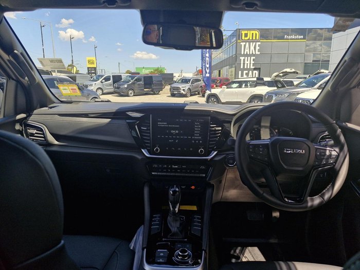 2025 Isuzu MU-X LS-T