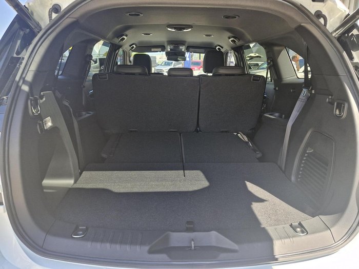 2025 Isuzu MU-X LS-T