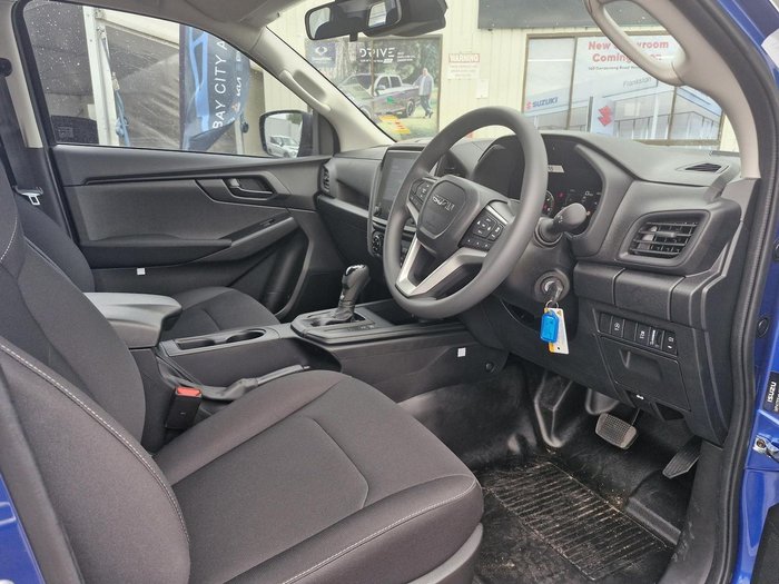 2025 Isuzu D-MAX SX