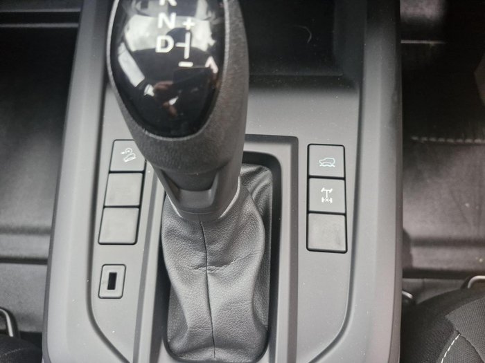2025 Isuzu D-MAX SX