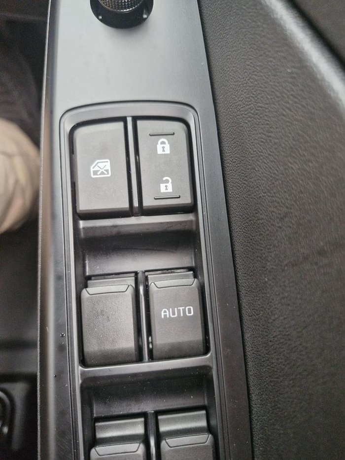 2025 Isuzu D-MAX SX