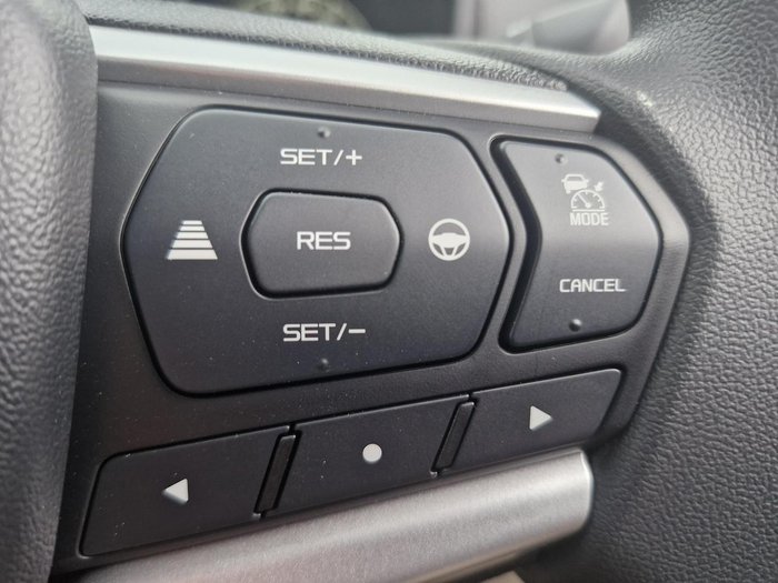 2025 Isuzu D-MAX SX