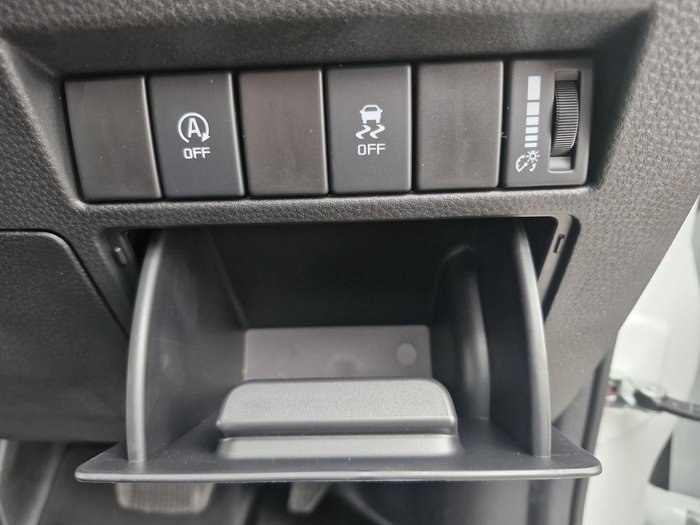 2025 Isuzu D-MAX SX