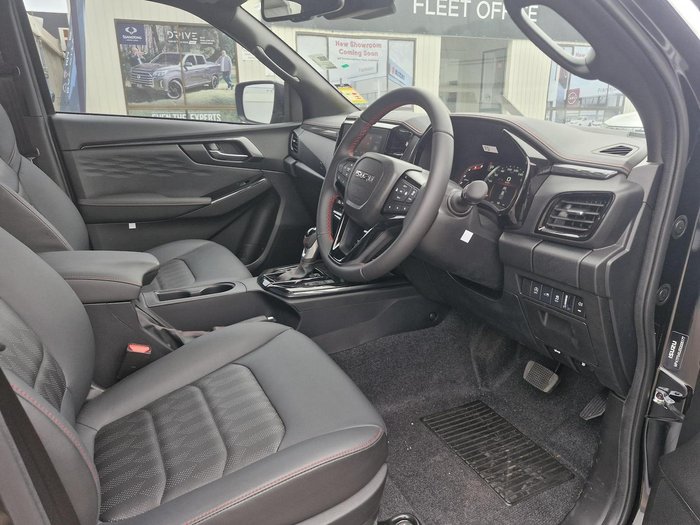 2025 Isuzu D-MAX X-TERRAIN