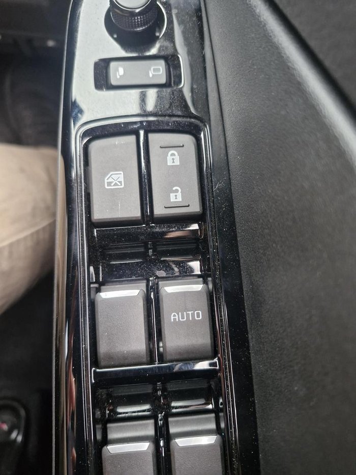 2025 Isuzu D-MAX X-TERRAIN