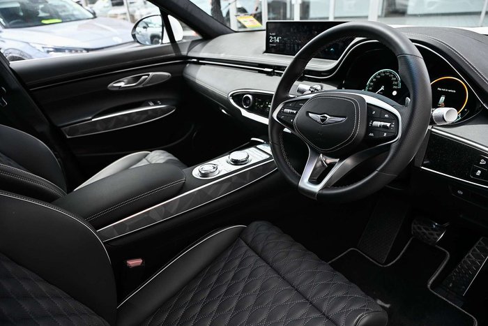 2024 Genesis GV70 3.5T AWD Sport