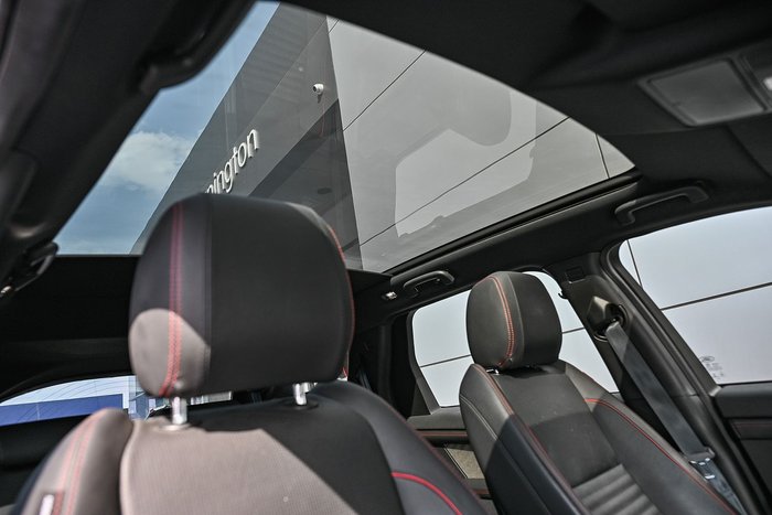 2020 Land Rover Discovery Sport P250 R-Dynamic SE