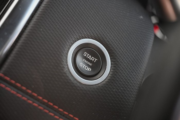 2020 Land Rover Discovery Sport P250 R-Dynamic SE