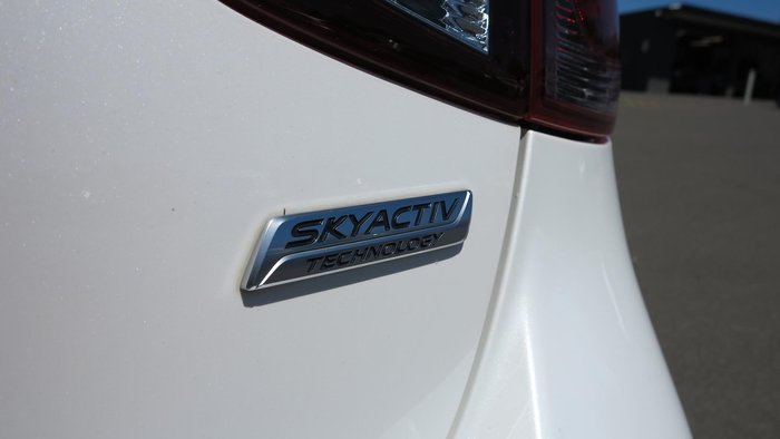 2019 Mazda 2 Genki DJ Series Snowflake White Pearl