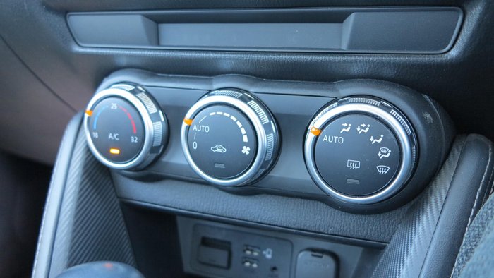 2019 Mazda 2 Genki DJ Series Snowflake White Pearl