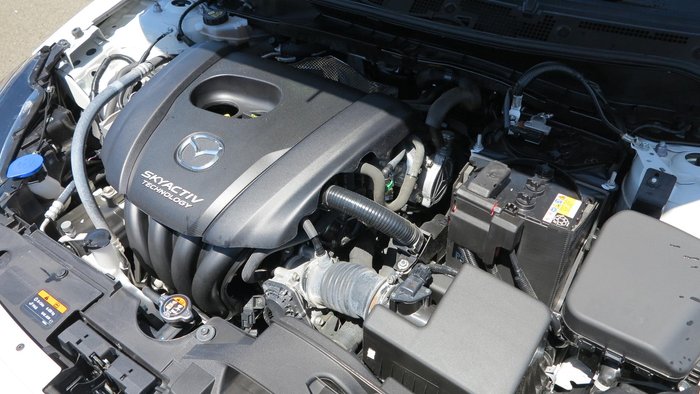 2019 Mazda 2 Genki DJ Series Snowflake White Pearl