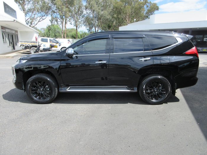 2023 Mitsubishi Pajero Sport GSR