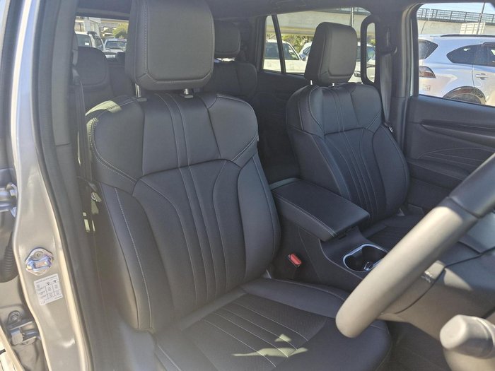 2025 Isuzu MU-X LS-T