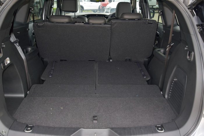 2025 Isuzu MU-X LS-T