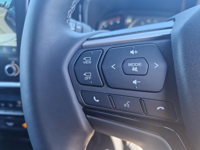 2025 Isuzu MU-X LS-T