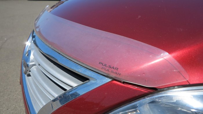 2013 Nissan Pulsar ST B17 Cayenne Red