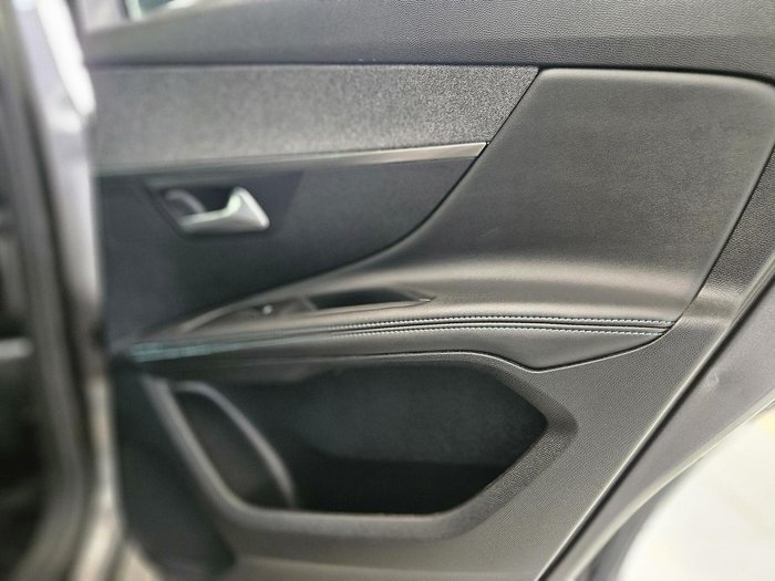 2023 Peugeot 3008 Allure