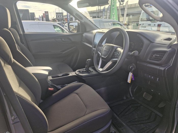 2025 Isuzu D-MAX SX