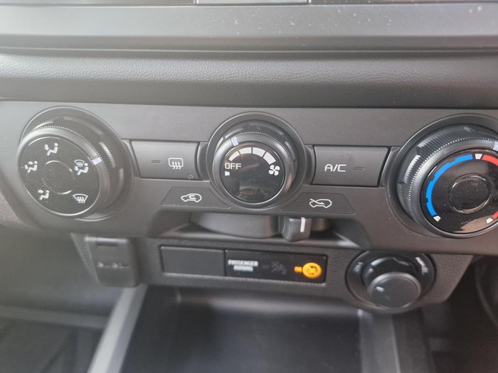 2025 Isuzu D-MAX SX