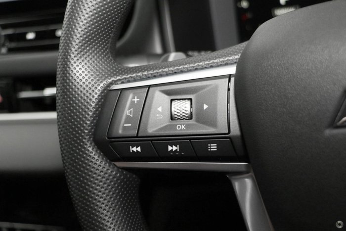 2025 Mitsubishi Outlander ES