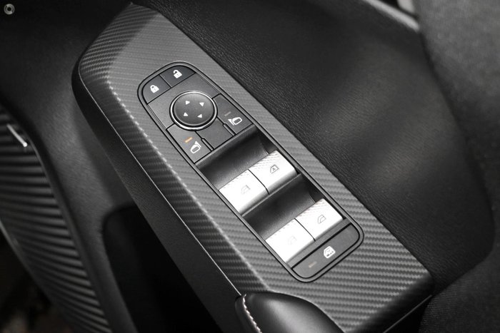 2025 Mitsubishi Outlander ES