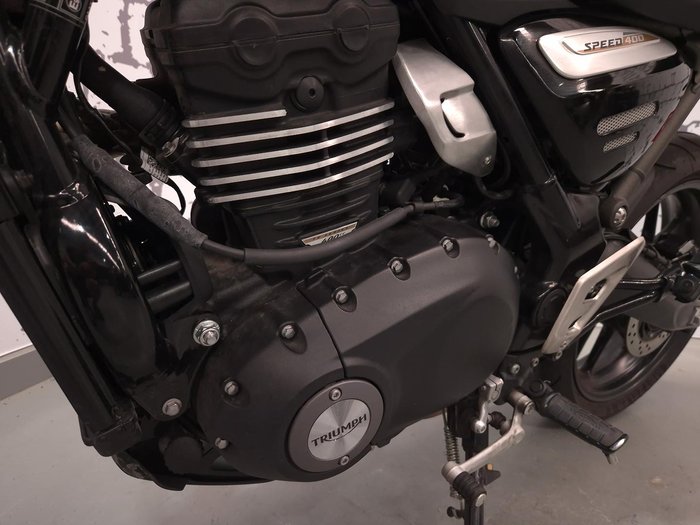 2025 Triumph Speed 400 Speed Four Black
