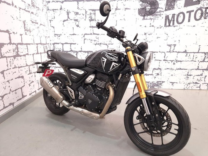 2025 Triumph Speed 400 Speed Four Black