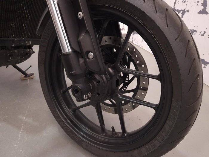 2025 Triumph Speed 400 Speed Four Black